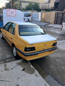 Peugeot 405